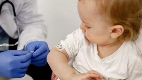 Santos amplia a vacinação contra a Covid-19 para crianças. - Imagem: reprodução I Freepik