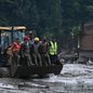Colapso de geleira no Himalaia provoca tragédia com centenas de mortos e turistas desaparecidos - Foto: Prakash Mathema/AFP