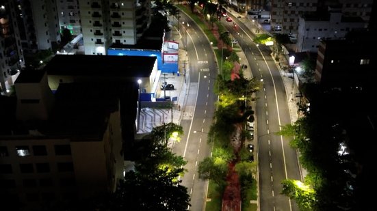 Limite de velocidade cai para 50 km/h em importante avenida da Enseada - Imagem: Divulgação