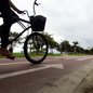 Ciclovia da orla de Santos, onde um ciclista de 24 anos relatou ter sido agredido após questionar a presença de duas crianças no local. O caso aconteceu no domingo (27), no bairro Embaré - Imagem: Arquivo/Alexsander Ferraz/A Tribuna Jornal