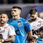Projeto aprovado em Santos pode alterar protocolo pré-jogo na Vila Belmiro, incluindo execução do hino municipal - Imagem: Santos FC