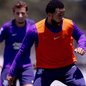 Imagem Hugo Souza é duvida e Felipe Longo pode ser titular no Corinthians
