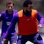 Imagem Hugo Souza é duvida e Felipe Longo pode ser titular no Corinthians