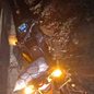 O jovem perdeu o controle da moto em uma curva e colidiu com um barranco, sendo encontrado inconsciente pela equipe de socorro - Foto: Reprodução/ CCI Artesp