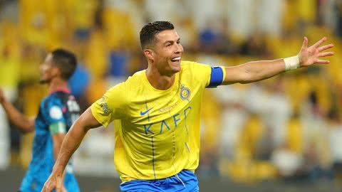Cristiano Ronaldo em Al-Nassr x Al-Wehda, em jogo que o português marcou três gols - Imagem: Twitter/ @Cristiano