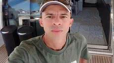 Alexandro dos Santos, vítima cujo corpo desapareceu após ser encaminhado ao IML de Praia Grande; caso motivou condenação do Estado por falha na guarda - Imagem: Arquivo pessoal/Vanessa Paixão
