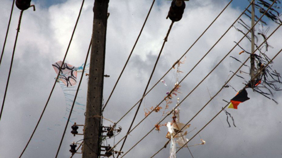 Pipas provocam interrupções no fornecimento de energia - Imagem: Reprodução