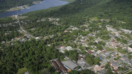 Agentes visitam moradores para planejar melhorias na infraestrutura - Imagem: Divulgação | Prefeitura de Santos