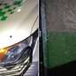 Viatura e muro da base da Polícia Militar Ambiental foram atingidos por disparos durante ataque registrado na noite de sexta-feira (16), em Guarujá, após confronto policial que deixou dois homens mortos no bairro Santa Rosa - Imagem: Polícia Militar e Reprodução