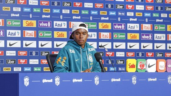 Em coletiva, Endrick detalha aprendizado com Neymar e projeta mata-mata contra a Noruega - Foto: Rafael Ribeiro / CBF