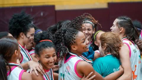 Meninas santistas do badminton e do basquete garantem título nos Jogos Regionais - Imagem: reprodução Prefeitura de Santos