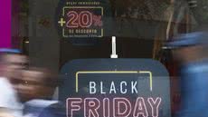 Black Friday em Santos: procon monitora preços e alerta sobre promoções enganosas - Imagem: Reprodução/ Paulo Pinto/ Agência Brasil