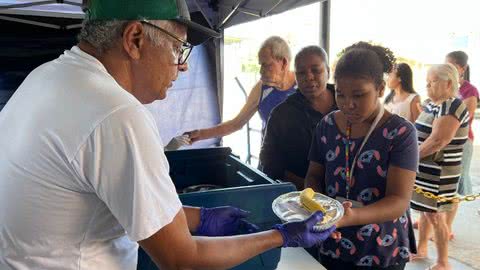 Bom Prato Móvel de Guarujá passa a atender em novo bairro; veja qual - Imagem: reprodução Prefeitura de Guarujá