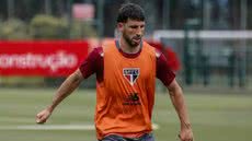 Calleri em treino do São Paulo - Foto: Erico Leonan / São Paulo FC