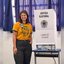 Débora Campopiano, mãe da deputada estadual eleita Eduarda Campopiano, recebe o Benefício de Prestação Continuada e também divulga cursos de artesanato pela internet. - Imagem: Reprodução