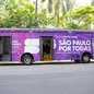 Ônibus “SP Por Todas” realiza atendimento gratuito a mulheres em Santos com apoio psicológico e orientação social - Imagem: Divulgação/Prefeitura de Santos