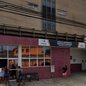 Intervenção policial foi necessária após paciente agredir equipe de saúde em Guarujá, destacando a importância da segurança nas unidades - Foto: Reprodução/ Google Street View