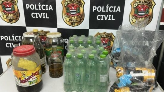 Todo o material apreendido foi enviado para perícia no Instituto de Criminalística após a operação - Foto: Divulgação/ Polícia Civil