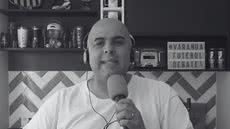 Marcão, conhecido por sua paixão pelo Santos, deixou um legado duradouro na cobertura independente do clube e na torcida - Imagem: Reprodução/ Youtube