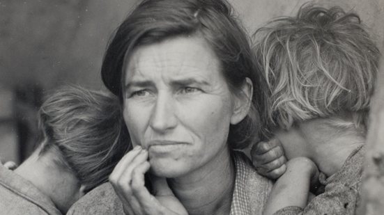A dignidade exausta diante de um destino sem promessas - Migrant Mother (1936), de Dorothea Lange