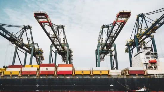 Além de tarifas, Porto de Santos investe em um plano de descarbonização e energia limpa para reduzir a poluição - Foto: Divulgação/ APS