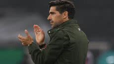 Abel Ferreira revela que a decisão de renovar foi debatida com a família e reforça seu compromisso com o Palmeiras - Foto: Cesar Greco / Palmeiras