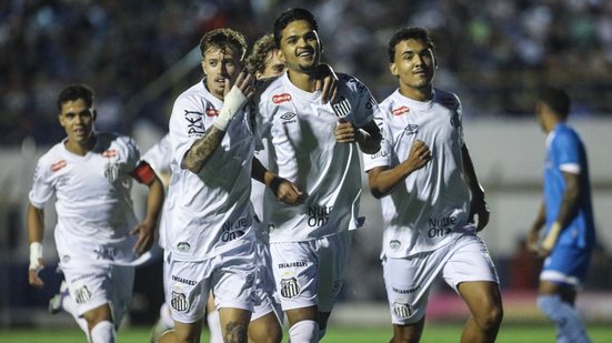 A equipe santista dominou o jogo, com destaque para a atuação de Mateus Xavier, que marcou dois gols - Foto: Reinaldo Campos / Santos FC