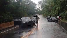 Após batidas e tombamentos, a Mogi-Bertioga foi temporariamente fechada - Imagem: Divulgação / Artesp