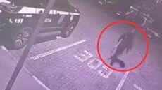 Investigadores tentam descobrir como o suspeito teve acesso à viatura e se agiu sozinho ou com ajuda - Imagem: Reprodução