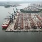 Com quase 30% da balança comercial do Brasil, o Porto de Santos se destaca como um hub logístico essencial para o país - Imagem: Divulgação / Porto de Santos