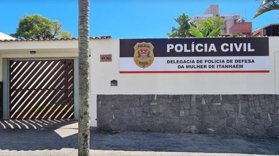 Um homem foi preso em Itanhaém após tentar fugir da polícia, revelando seu envolvimento com o tráfico de drogas na região - Foto: Divulgação/ Polícia Civil