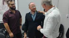 Reunião da Secretaria Municipal de Educação visa garantir suporte a estudantes com deficiência no ano letivo de 2026 - Foto: Divulgação/ Prefeitura de Guarujá