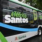O novo ônibus elétrico possui autonomia de 220 km e reduz emissões de CO₂ - Imagem / Divulgação Prefeitura de Santos