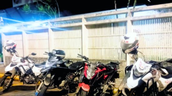 Um assalto na Rodovia Padre Manoel da Nóbrega resultou em uma intensa caçada policial, culminando na prisão de um dos suspeitos - Foto: Divulgação/ 29° BPMI