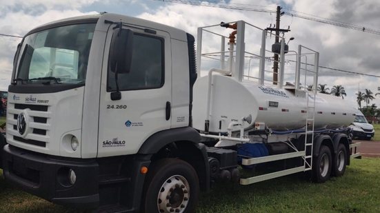 Caminhão-pipa, doado pela Secretaria de Agricultura, nunca foi utilizado oficialmente - Imagem: Prefeitura de Mongaguá - Imagem Ilustrativa