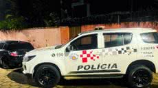 Ação da Força Tática resultou na recuperação de um GM Vectra furtado e na prisão do motorista em Itanhaém - Foto: Divulgação/ 29° BPMI