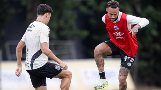 Com a volta de Neymar e Tiquinho, Santos se prepara para o clássico - Foto: Raul Baretta/ Santos FC