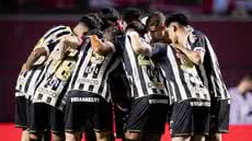 O clássico entre Santos e São Paulo vem com times em momentos distintos na temporada - Foto: Raul Baretta/ Santos FC