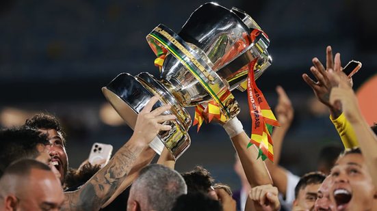 A competição agora conta com 126 equipes e uma nova estrutura - Foto: Buda Mendes / Getty Images