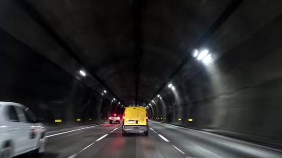 Com a nova tecnologia 'free flow', motoristas pagarão metade do valor em cada sentido, mas o custo total permanece o mesmo - Foto: Alexsander Ferraz/ A Tribuna Jornal