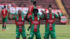 Com gols de Pablo, Nathan (contra), JP e Yohan, a Portuguesa Santista vira líder - Foto: João Jardim / Agência Briosa