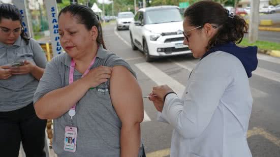 Santos, Cubatão e Guarujá são algumas das cidades que já iniciaram a vacinação - Foto: Divulgação/Governo de SP