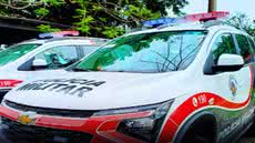 Durante patrulhamento, a equipe do Comando Força Patrulha localizou e prendeu uma mulher procurada pela Justiça em Itanhaém, SP - Foto: Divulgação/ 29° BPMI