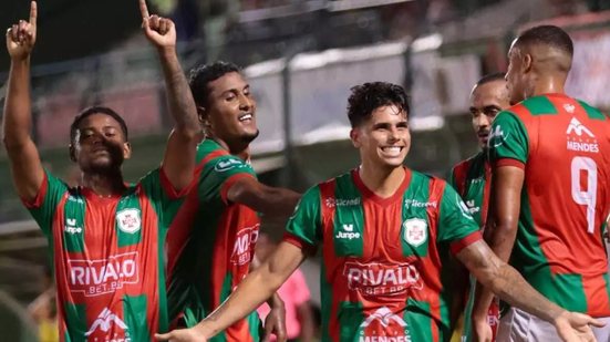 Yohan Marcellus e João Pedro foram os protagonistas da vitória - Foto: João Jardim / Agência Briosa