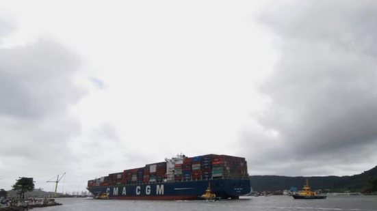 Com a adoção de dados climáticos, o Porto de Santos diminui o tempo de espera de navios - Foto: Fabrício Costa/A Tribuna Jornal