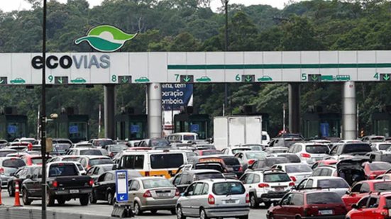 Com a Quarta-feira de Cinzas, turistas retornam em peso para São Paulo após o Carnaval, com mais de 271 mil veículos já contabilizados - Foto: Reprodução