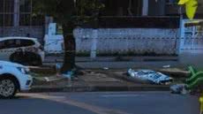 Uma mulher de aproximadamente 60 anos foi encontrada morta em colchão na Avenida Capitão-Mor Aguiar, em São Vicente, nesta terça-feira - Foto: Reprodução