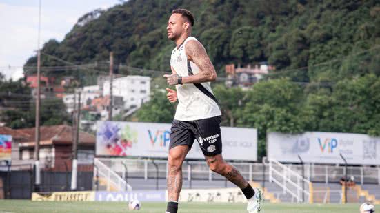 O atacante destaca que sua motivação interna será crucial para decidir seu futuro no futebol - Foto: Raul Baretta/ Santos FC