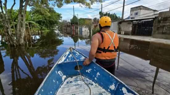 Com previsão de mais chuvas, a situação em Peruíbe continua crítica - Imagem: Reprodução