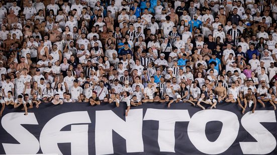 Santos e Vasco se encontram na Vila Belmiro em jogo crucial para ambos, que buscam a primeira vitória no Brasileiro - Foto: Raul Baretta/ Santos FC